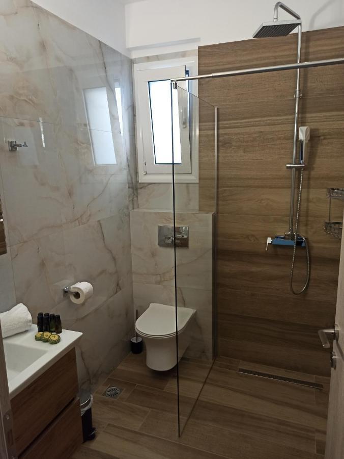Cyclops Luxury Apartments Игуменица Экстерьер фото