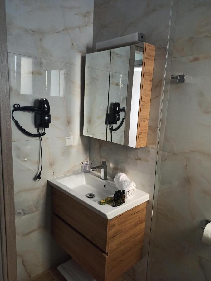 Cyclops Luxury Apartments Игуменица Экстерьер фото