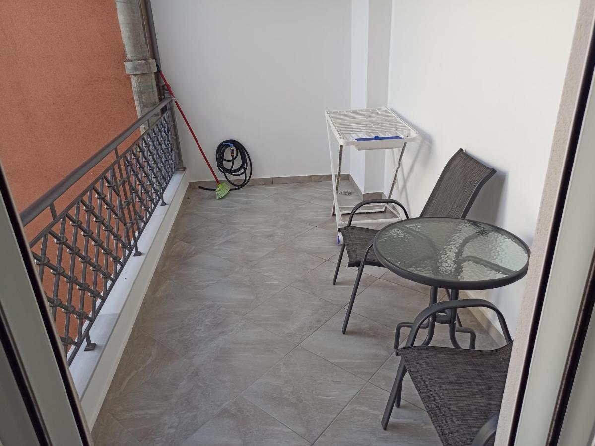 Cyclops Luxury Apartments Игуменица Экстерьер фото
